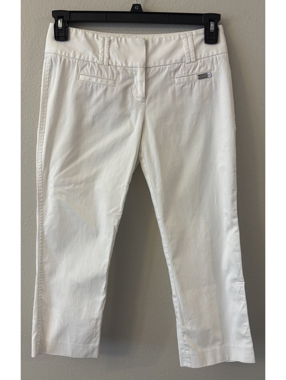 Women’s Express White Capri Cotton Dress Office Pants Low Rise Size 2